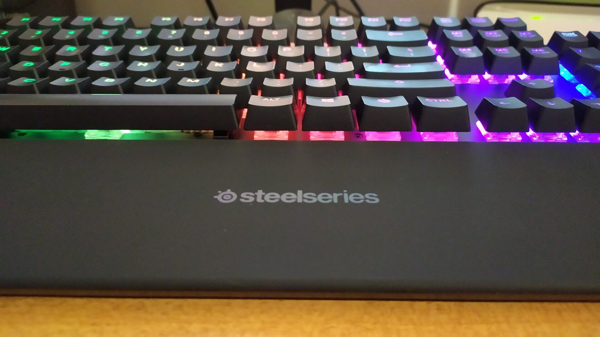SteelSeries Apex5 - Review